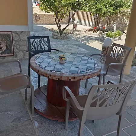 Lägenhet Athinas Art House *