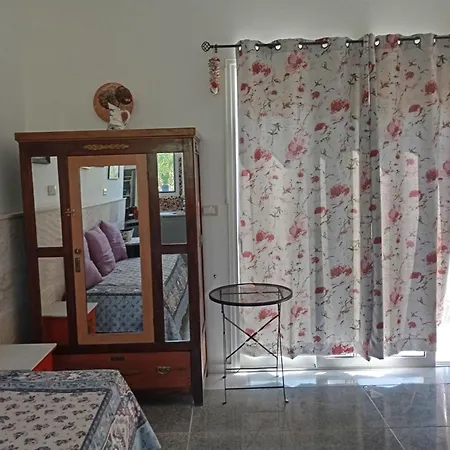 Athinas Art House * Kolymbia