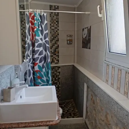 公寓 Athinas Art House