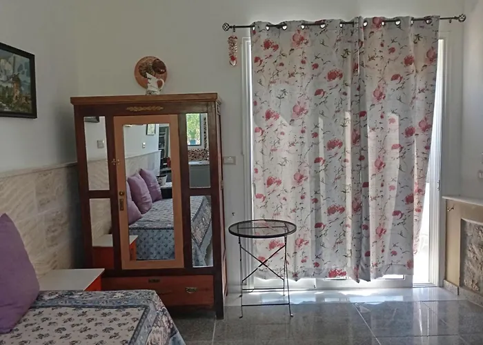 Athinas Art House * Kolymbia