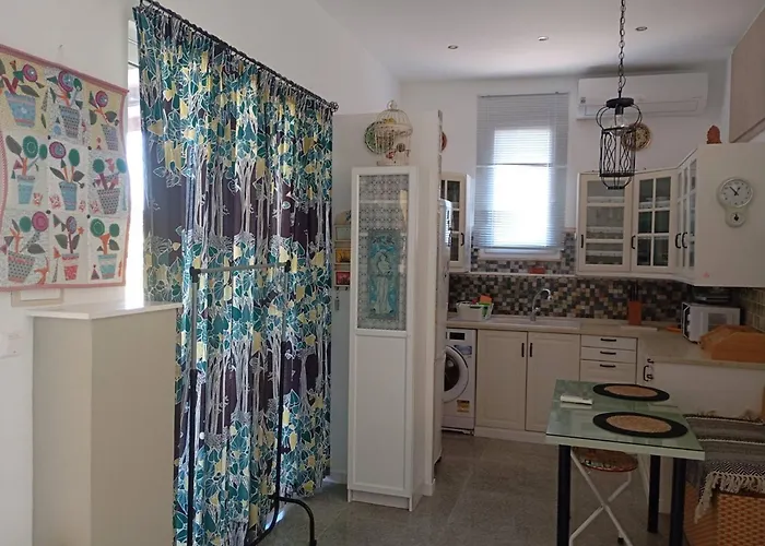 Athinas Art House * Kolymbia